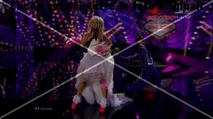 esc-finale-2013 (9) finlandia-bacio-lesbo