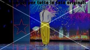 taras-the-mask-italias-got-talent-2013 (4)