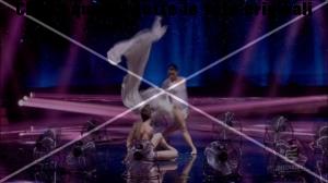 mara-martini-italias-got-talent-2-novembre-2013 (3)