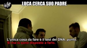 luca-cerca-suo-padre-iene-4