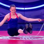 anika-stuhr-salto-sedere-show-dei-record-5