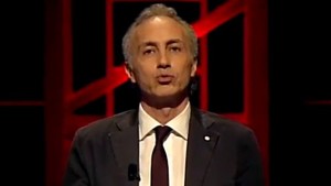 marco-travaglio-servizio-pubblico-16-aprile-2015