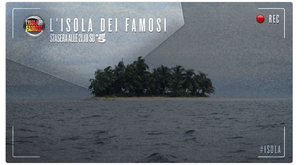 isola dei famosi rinviata