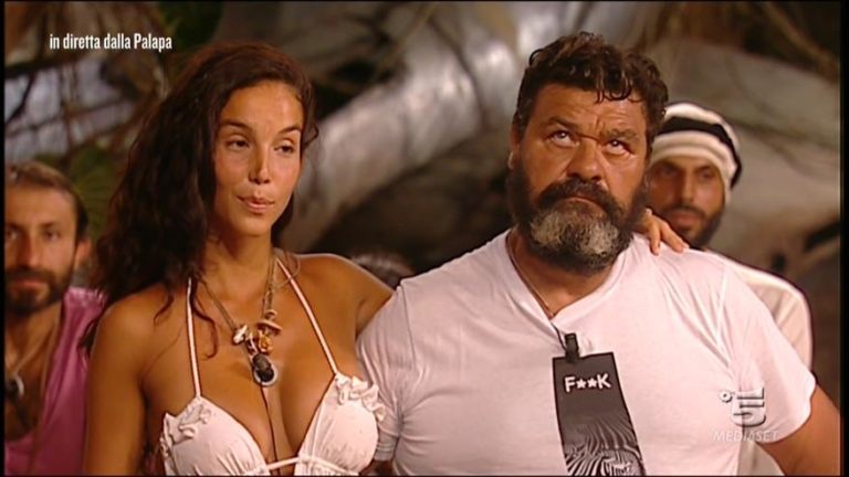 paola-di-benedetto-eliminata-isola-27-febbraio-2018 (7)