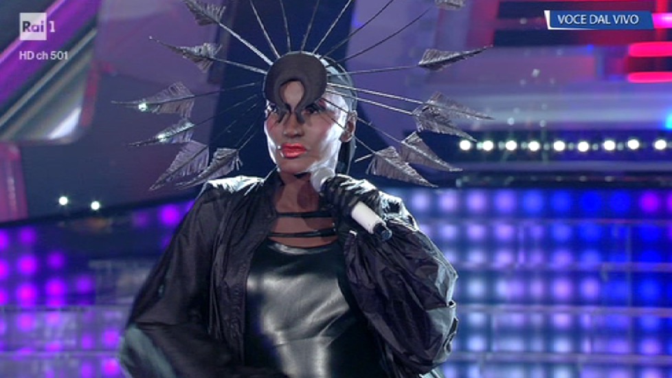 Tale e Quale Show Vladimir Luxuria Grace Jones-2