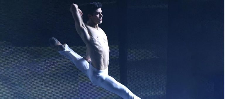 danza-con-me-2019-roberto-bolle-rai1