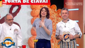 La Prova del Cuoco Elisa Isoardi guanto