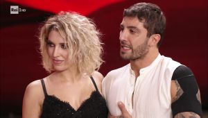 andrea-iannone-lucrezia-lando-ballando-30-ottobre-2021 (19)