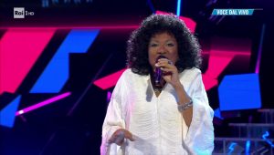 deborah-johnson-gloria-gaynor-tale-quale-show (2)