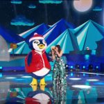 pinguino-cantante-mascherato-11-febbraio-2022 (6)