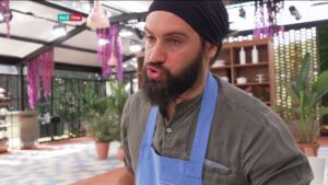 bake-off-4-novembre-2022-eliminato-riccardo (5)