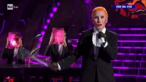 jo-squillo-annie-lennox-tale-quale-show (3)