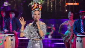 pamela-prati-carmen-miranda-tale-quale (5)