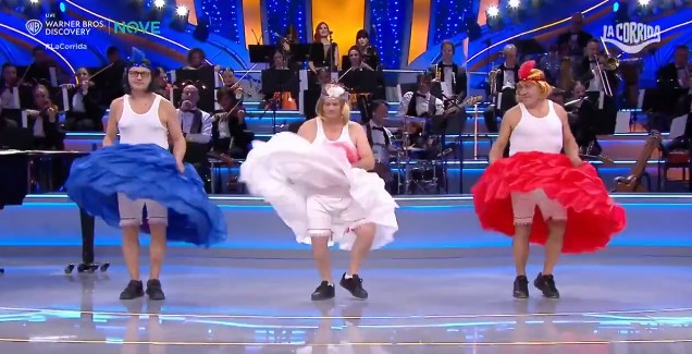 La Corrida: le ballerine di Can Can (video)