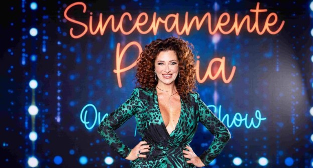 Sinceramente Persia One Milf Show, da stasera su NOVE